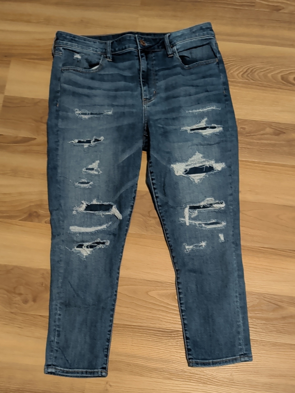 American Eagle Outfitters Women's Ripped Skinny Jeans Size 14 SHORT